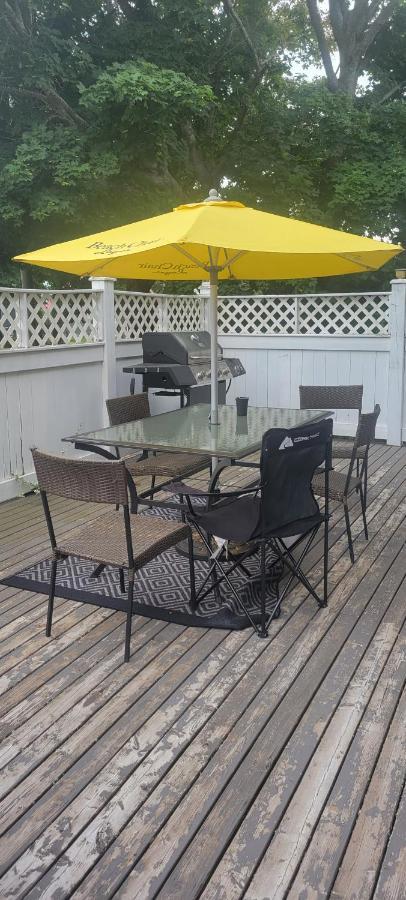 The Home Place Inn Kensington Exterior photo